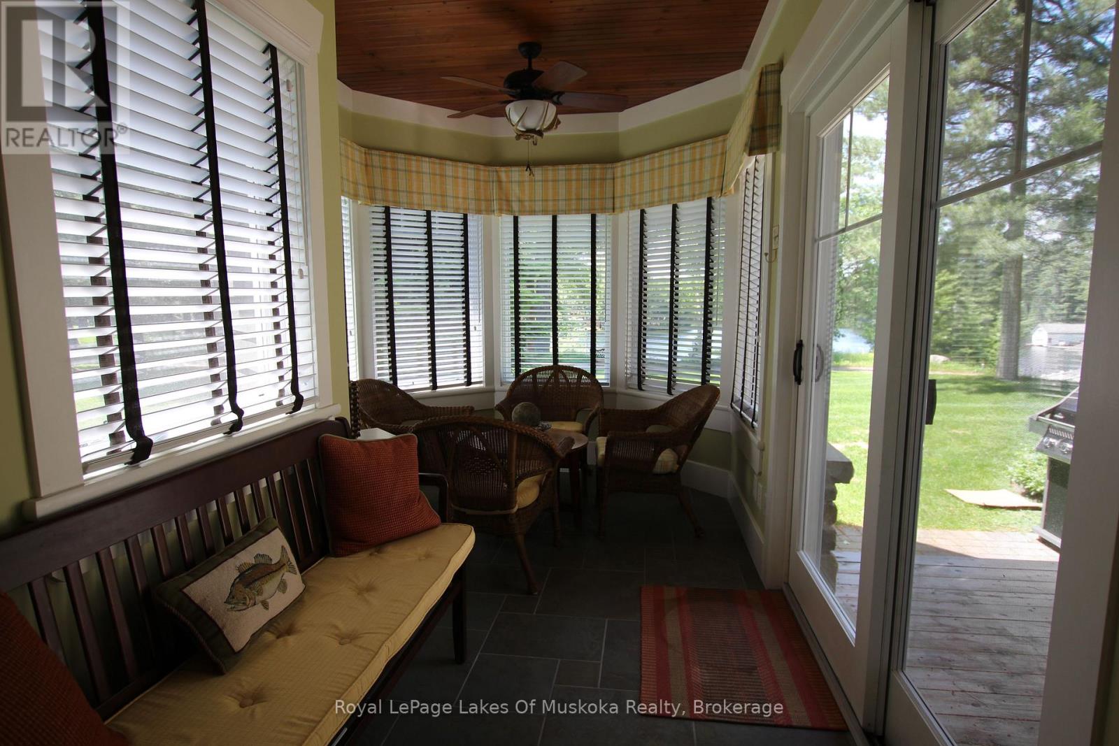 V1, W1 - 1020 Birch Glen Road, Lake Of Bays (Mclean), Ontario  P0B 1A0 - Photo 22 - X12888884