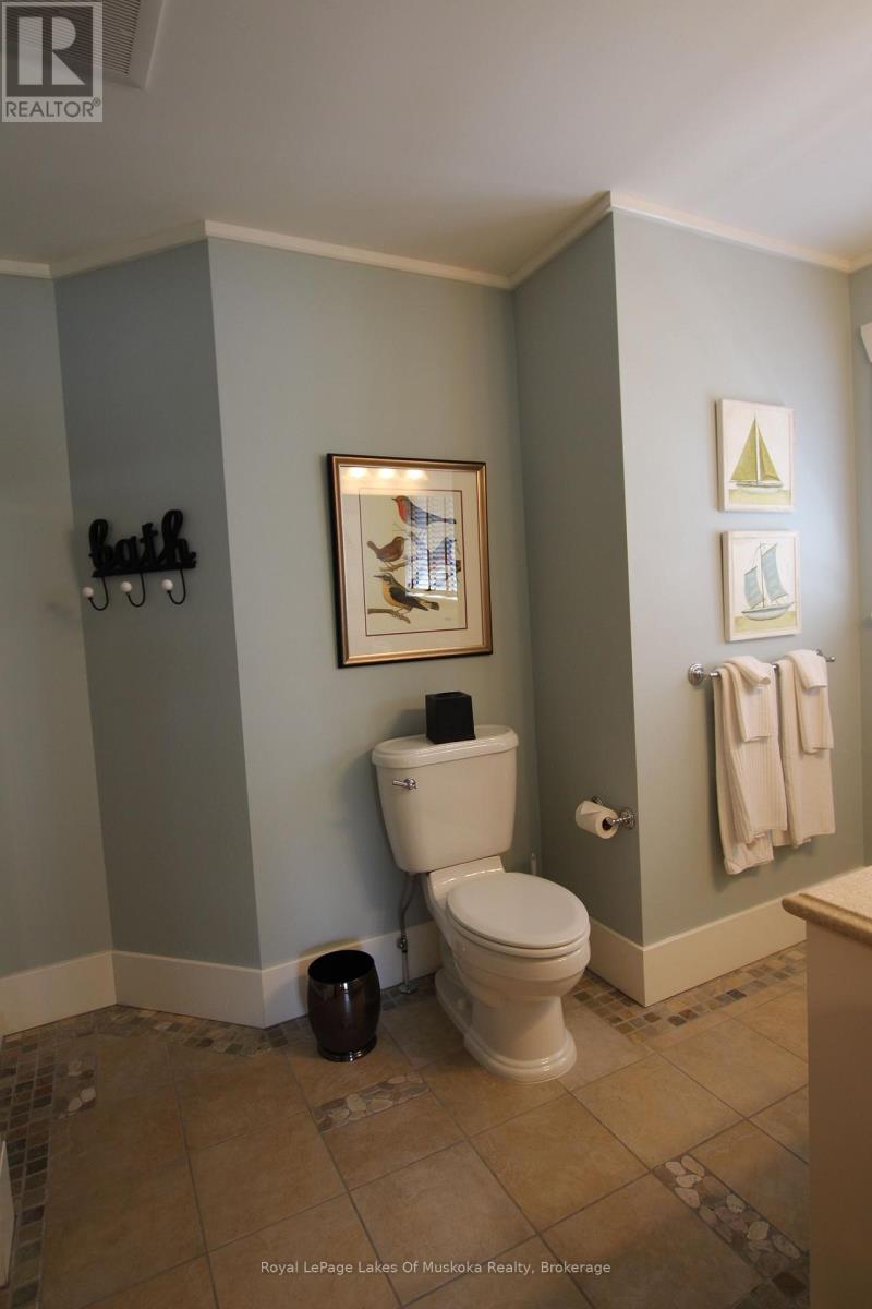 V1, W1 - 1020 Birch Glen Road, Lake Of Bays (Mclean), Ontario  P0B 1A0 - Photo 30 - X12888884