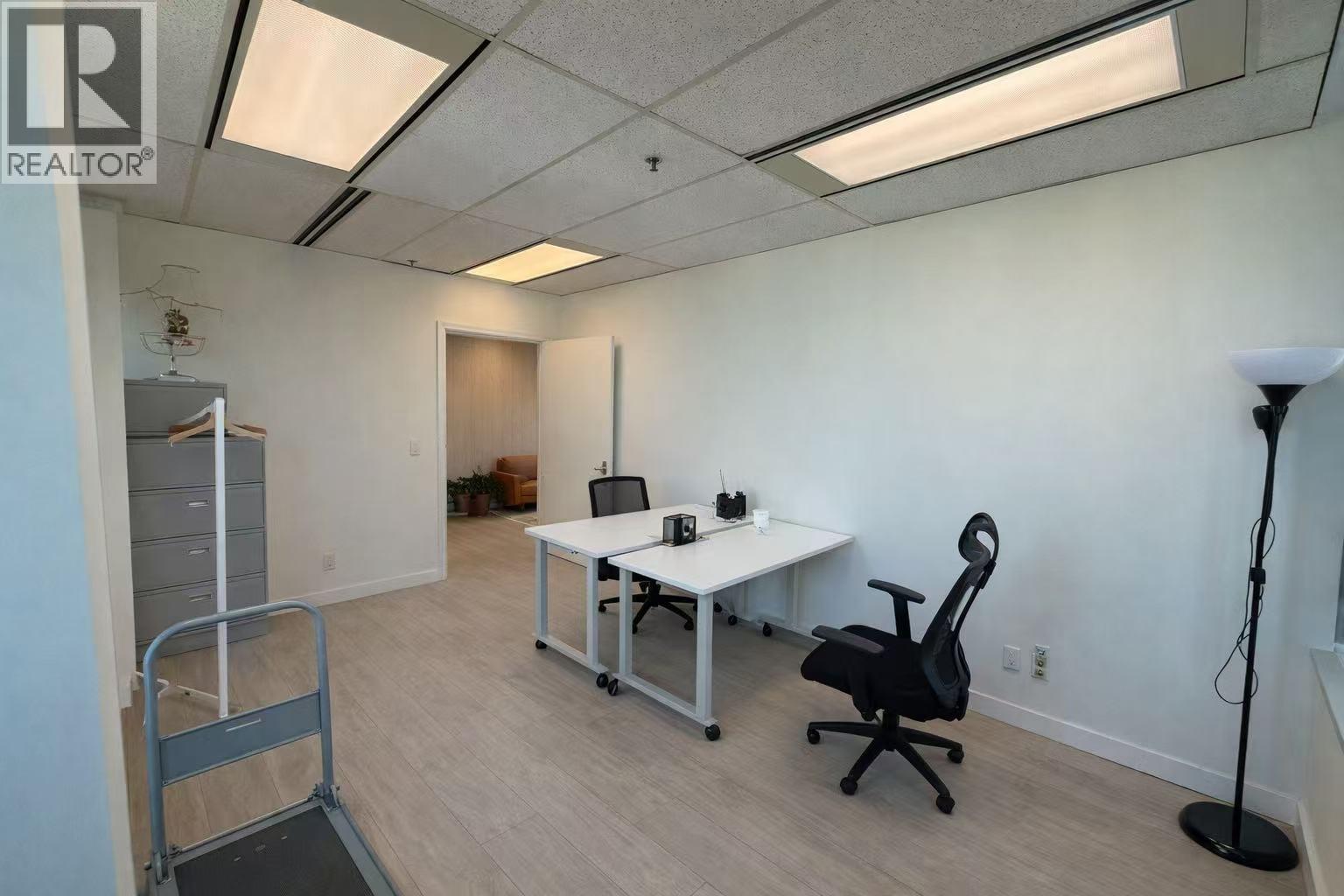 430 5900 No. 3 Road, Richmond, British Columbia  V6X 3P7 - Photo 4 - C8077003