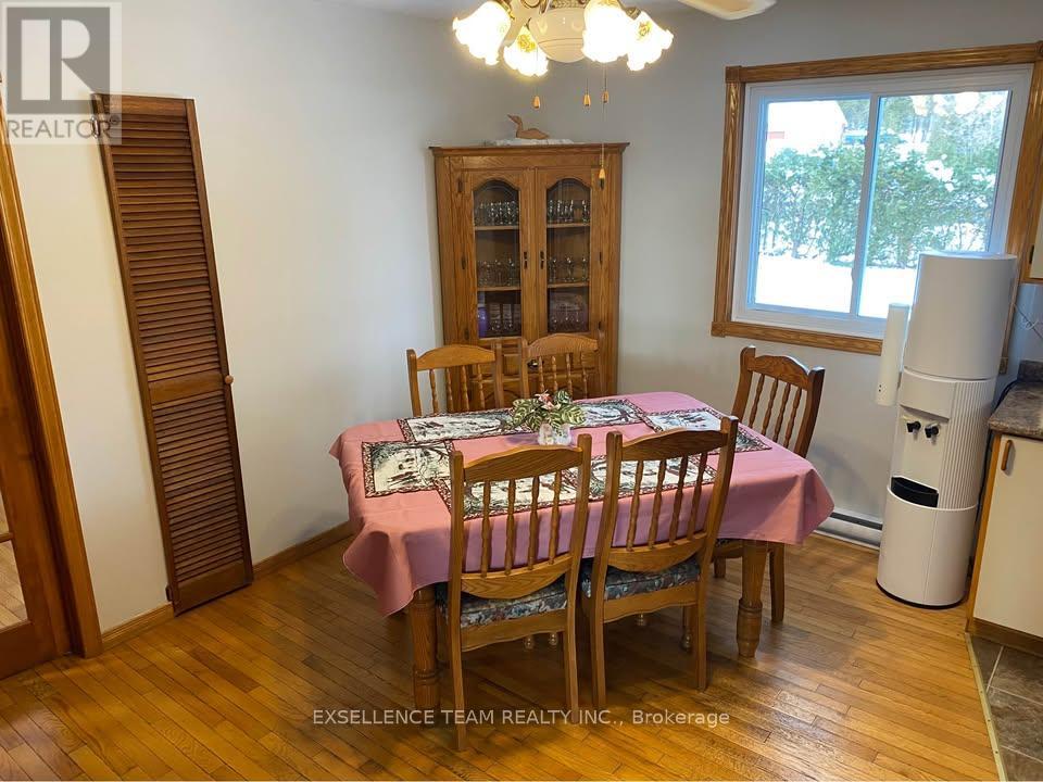 20596 Conc 5 Concession, South Glengarry, Ontario  K0C 1L0 - Photo 8 - X12884066