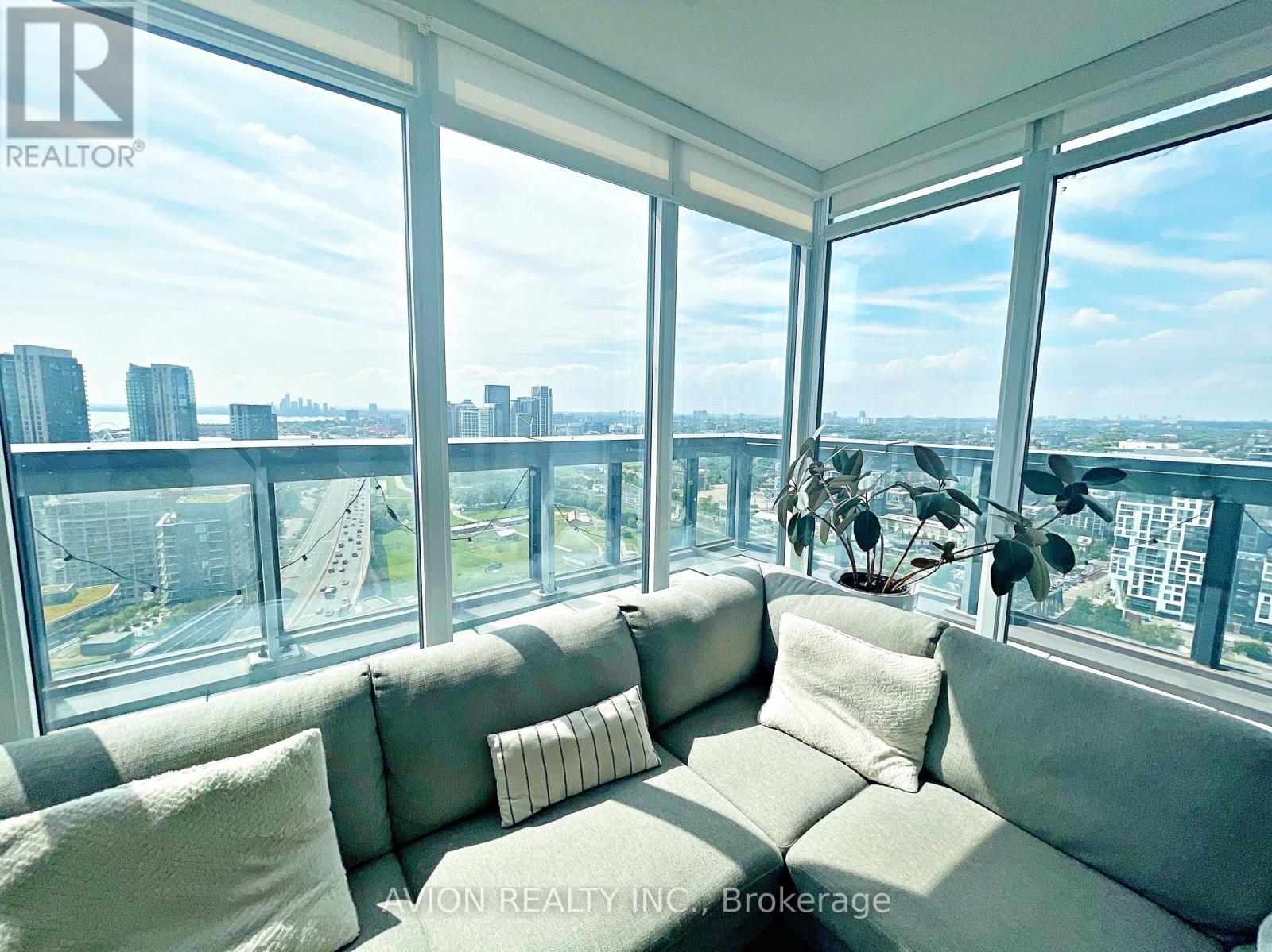 3505 - 70 QUEENS WHARF ROAD, Toronto, Ontario