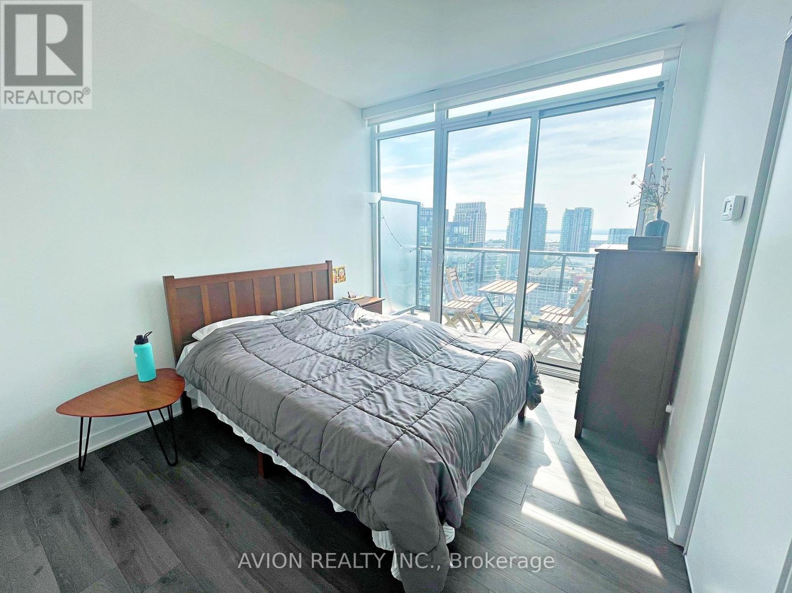 3505 - 70 Queens Wharf Road, Toronto, Ontario  M5V 0J2 - Photo 12 - C12888804