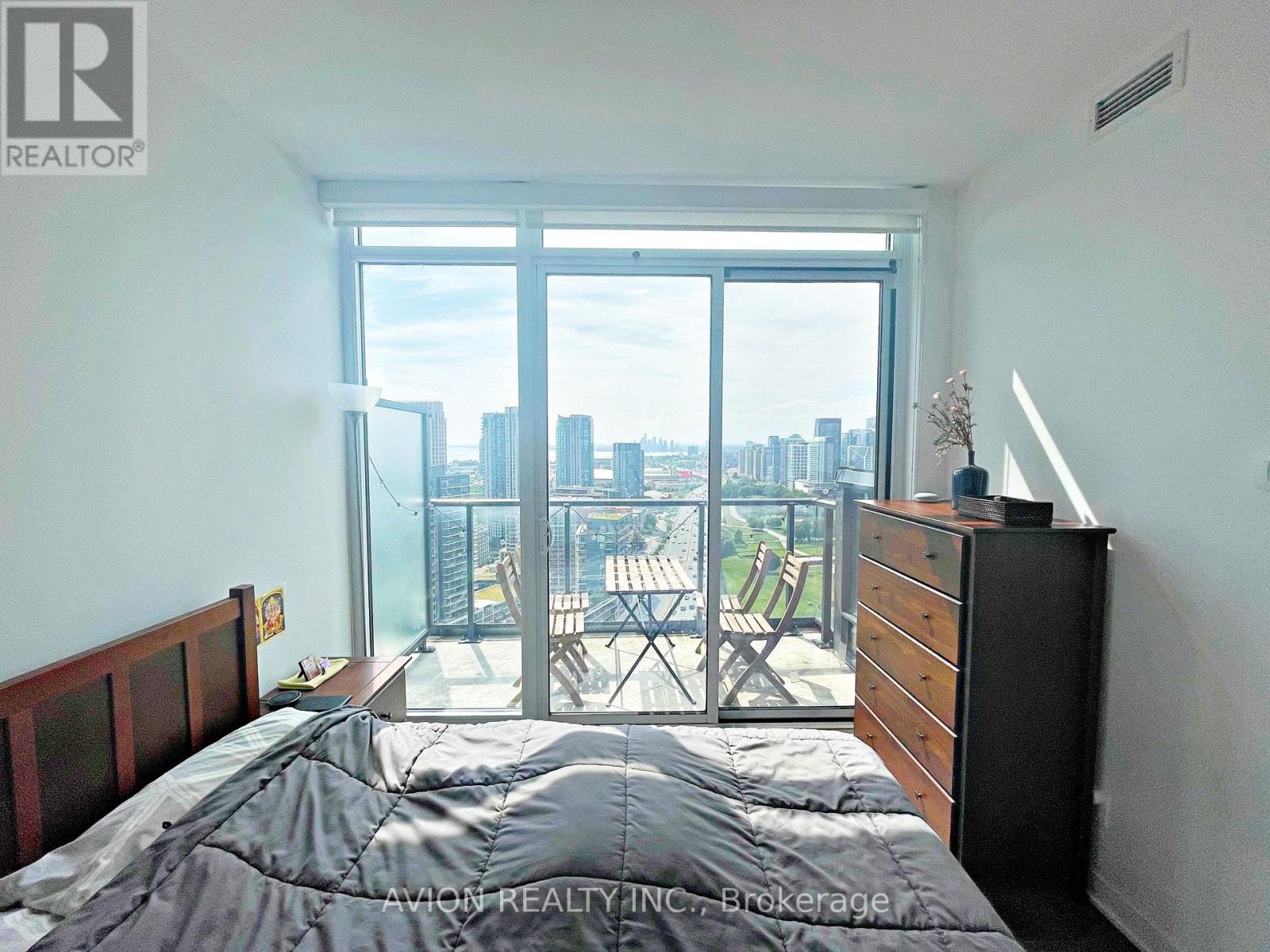 3505 - 70 Queens Wharf Road, Toronto, Ontario  M5V 0J2 - Photo 14 - C12888804