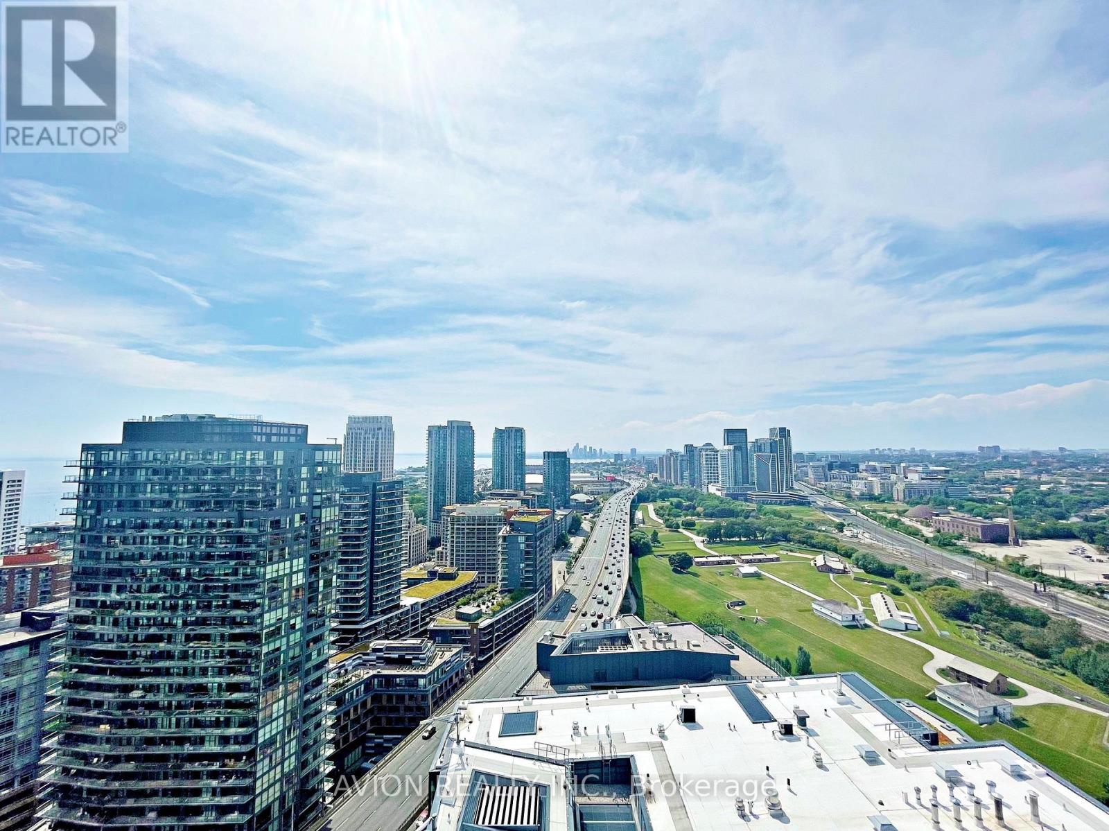 3505 - 70 Queens Wharf Road, Toronto, Ontario  M5V 0J2 - Photo 22 - C12888804