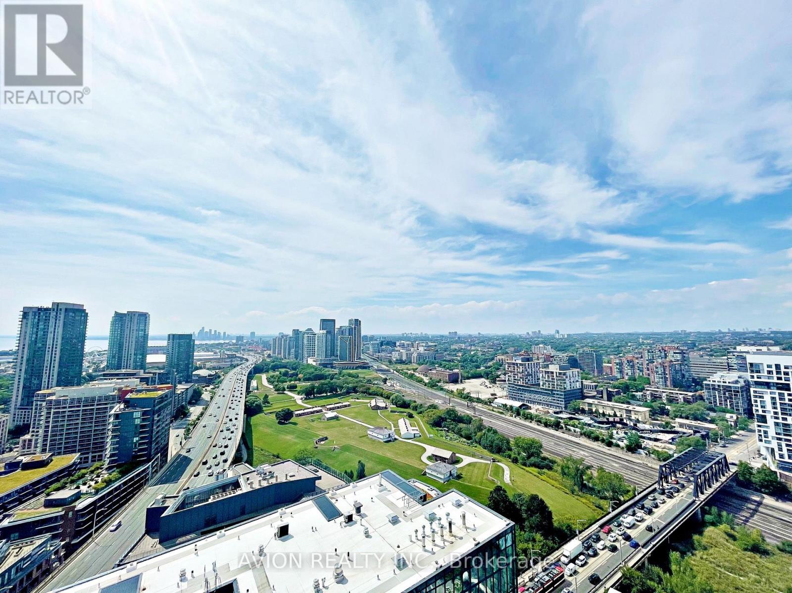 3505 - 70 Queens Wharf Road, Toronto, Ontario  M5V 0J2 - Photo 23 - C12888804