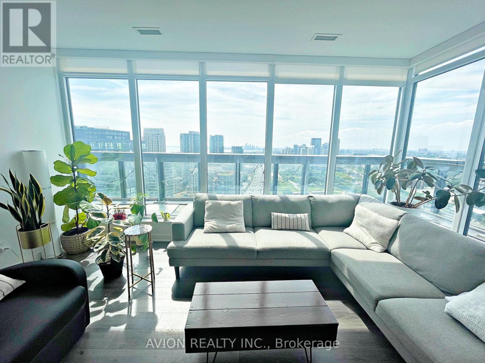 3505 - 70 Queens Wharf Road, Toronto, Ontario  M5V 0J2 - Photo 4 - C12888804