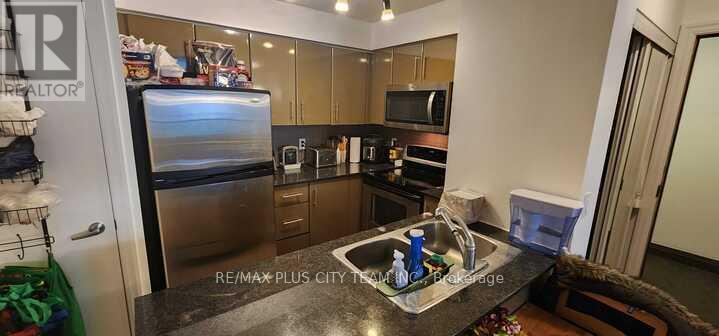 1406 - 16 Yonge Street, Toronto, Ontario  M5E 2A1 - Photo 5 - C12888848