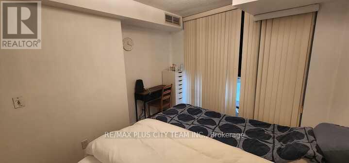 1406 - 16 Yonge Street, Toronto, Ontario  M5E 2A1 - Photo 6 - C12888848