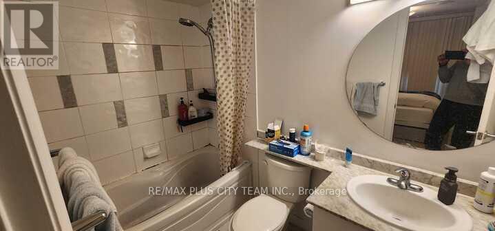 1406 - 16 Yonge Street, Toronto, Ontario  M5E 2A1 - Photo 8 - C12888848