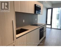 2001 - 8 CUMBERLAND STREET, Toronto, Ontario