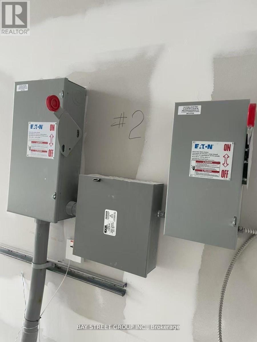 B2 - 3101 Kennedy Road, Toronto, Ontario  M1V 3S8 - Photo 3 - E12888782