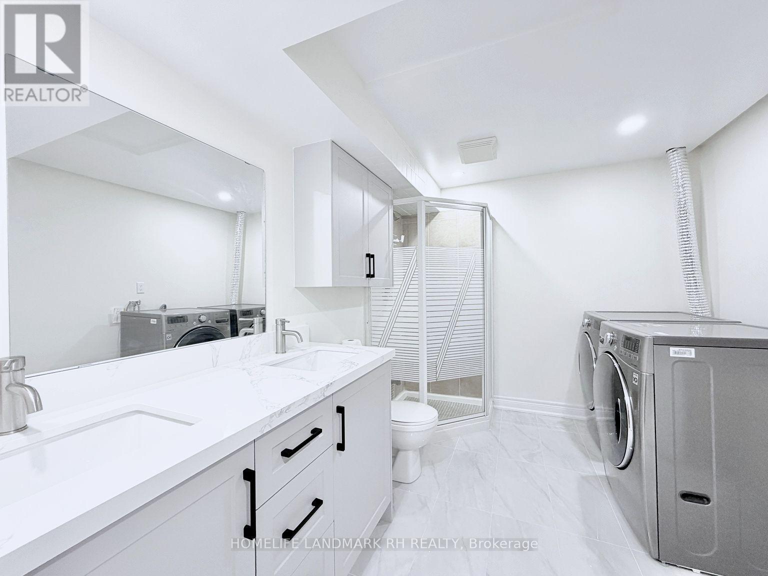 5 Victoria Wood Avenue, Markham, Ontario  L6E 1X7 - Photo 28 - N12888774