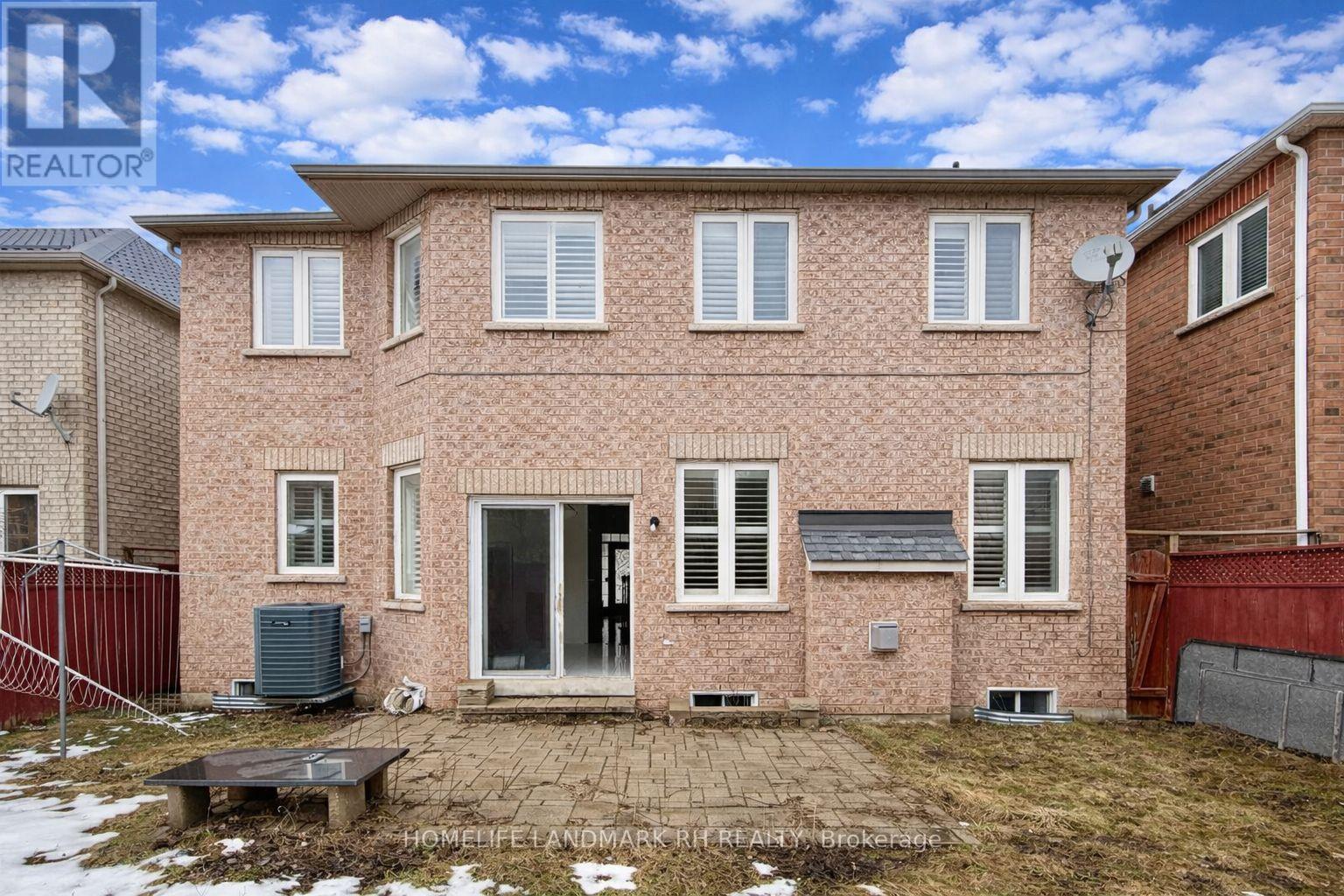 5 Victoria Wood Avenue, Markham, Ontario  L6E 1X7 - Photo 31 - N12888774