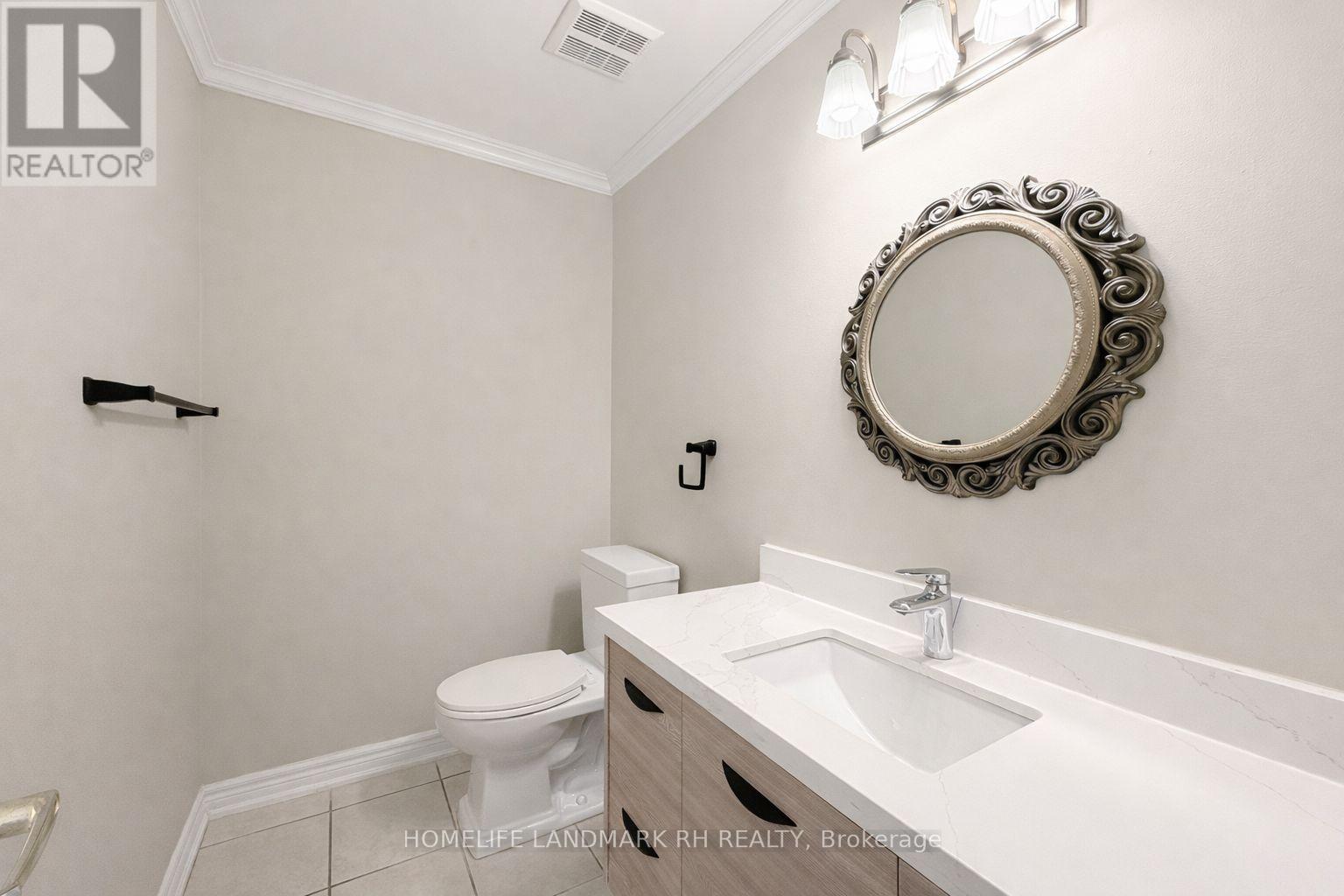 5 Victoria Wood Avenue, Markham, Ontario  L6E 1X7 - Photo 8 - N12888774