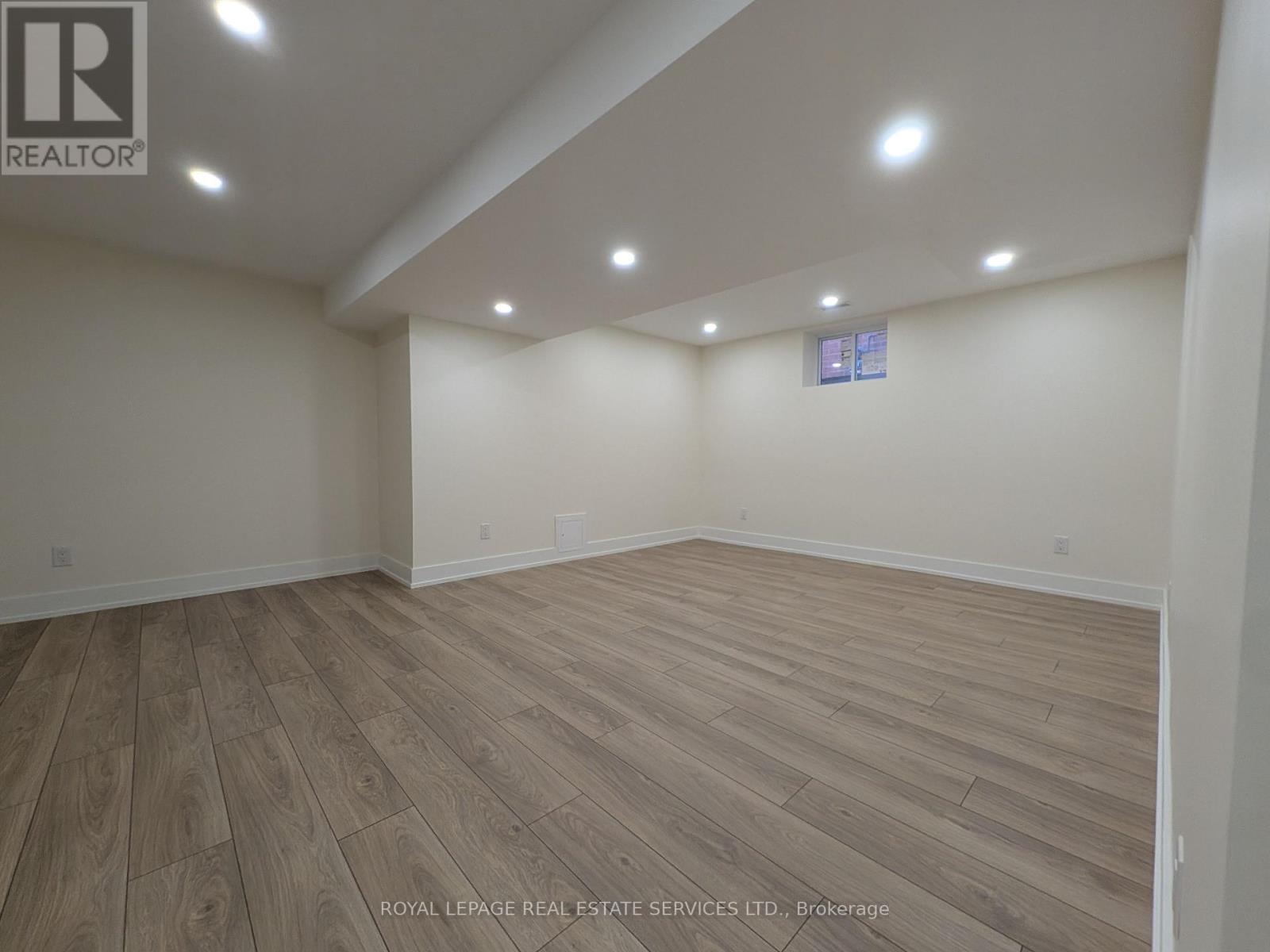 65 Villagewood Court, Vaughan, Ontario  L4L 8V9 - Photo 19 - N12888796