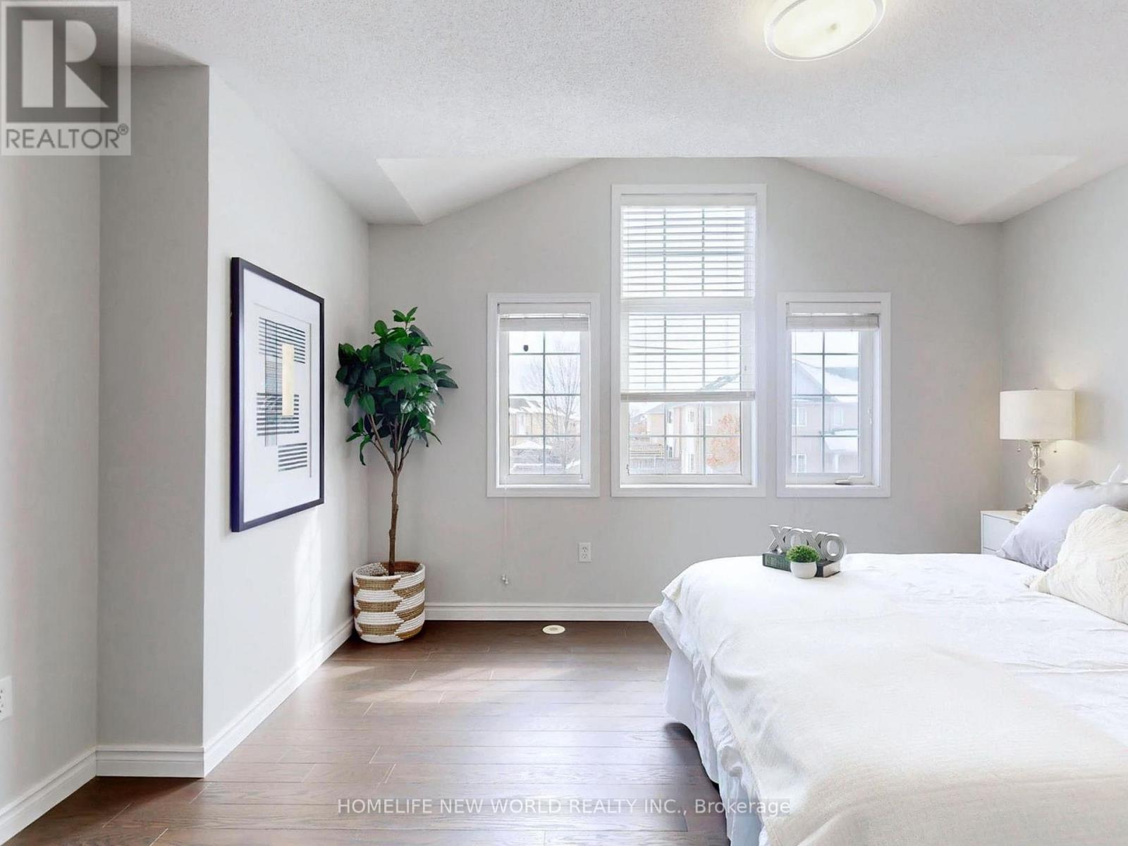 796 Bur Oak Avenue, Markham, Ontario L6E 1R1 - Photo 23 - N12888866