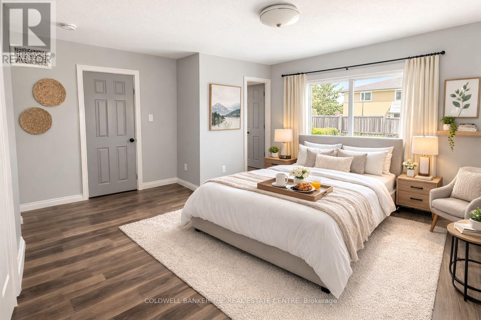 94 Buchanan Street, Barrie, Ontario  L4M 6B7 - Photo 9 - S12888820