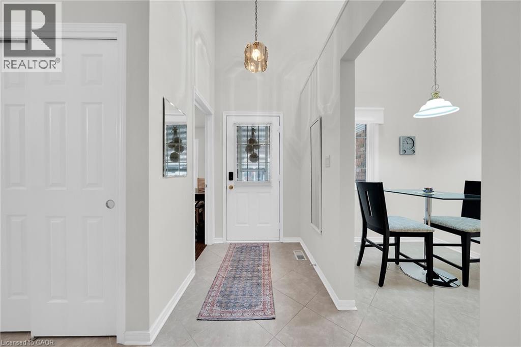 4106 Butternut Court, Vineland, Ontario  L0R 2C0 - Photo 8 - 40812589