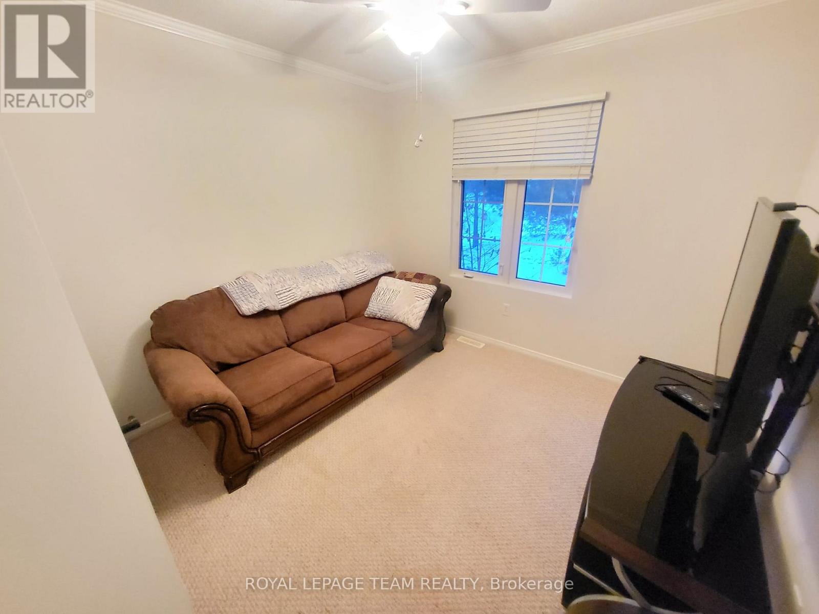 7706 Alfred Street, Lambton Shores, Ontario  N0M 2L0 - Photo 13 - X12663768