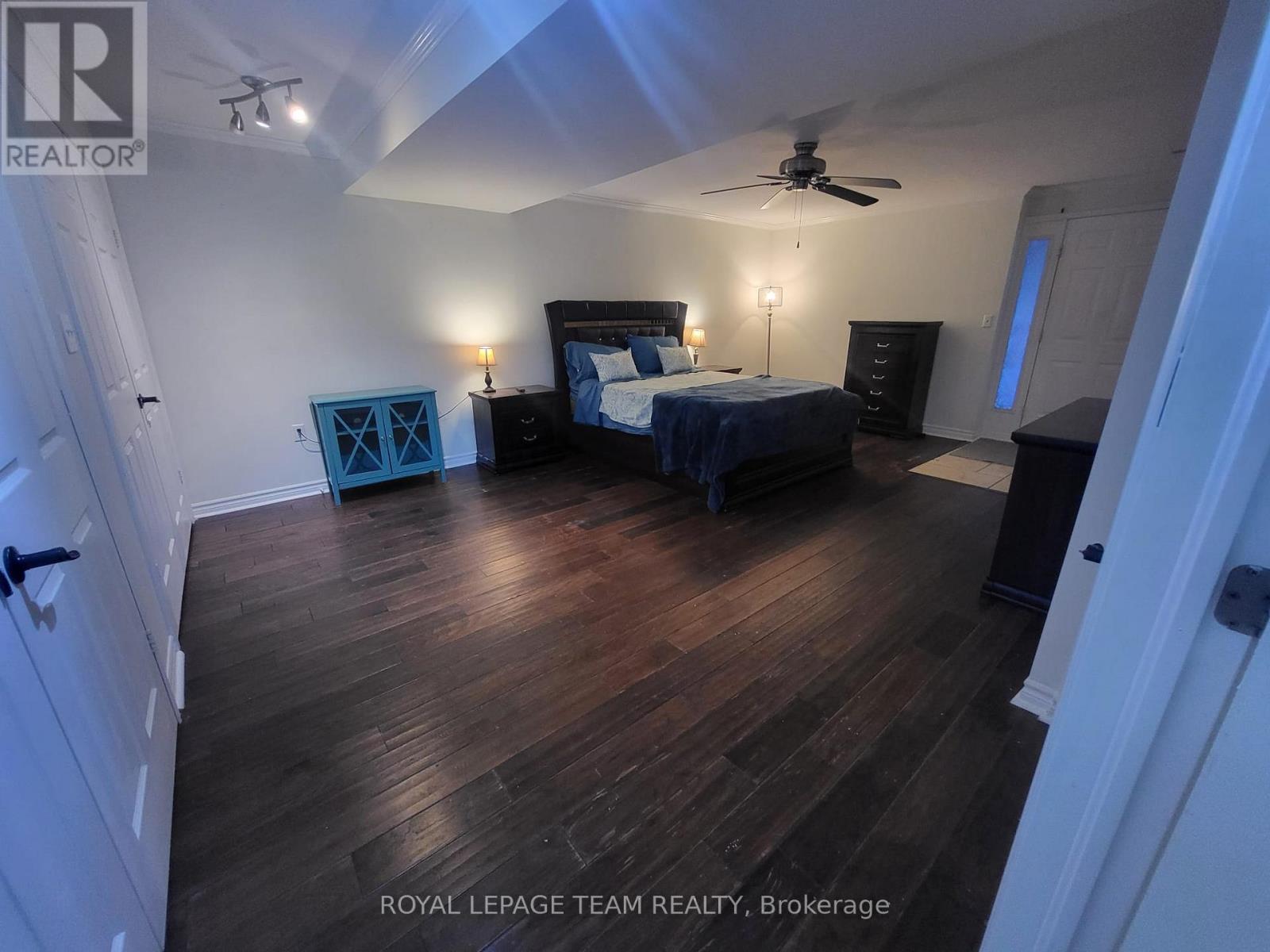 7706 Alfred Street, Lambton Shores, Ontario  N0M 2L0 - Photo 22 - X12663768