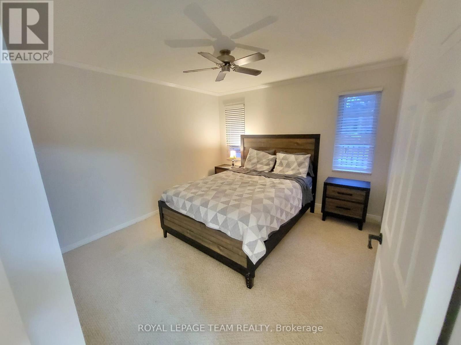 7706 Alfred Street, Lambton Shores, Ontario  N0M 2L0 - Photo 15 - X12663768