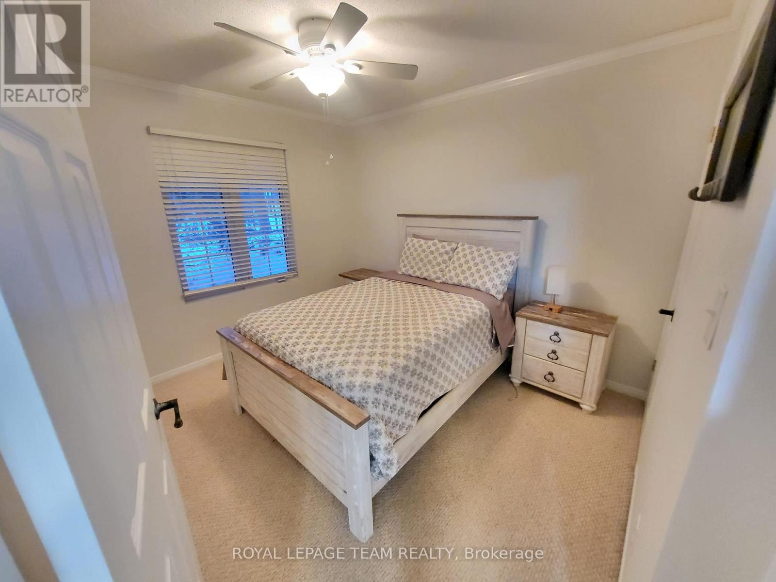 7706 Alfred Street, Lambton Shores, Ontario  N0M 2L0 - Photo 14 - X12663768