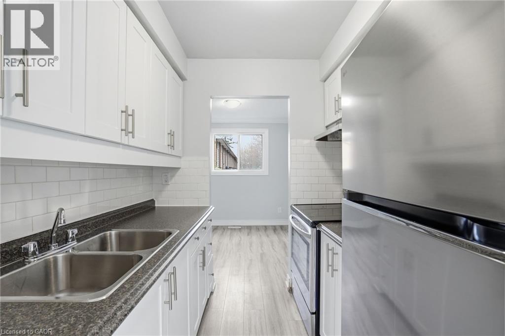 125 Limeridge Road W Unit# 8, Hamilton, Ontario  L9C 2V3 - Photo 13 - 40811077