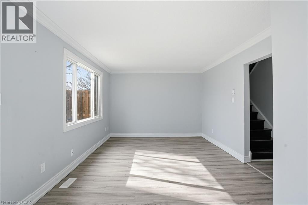 125 Limeridge Road W Unit# 8, Hamilton, Ontario  L9C 2V3 - Photo 15 - 40811077