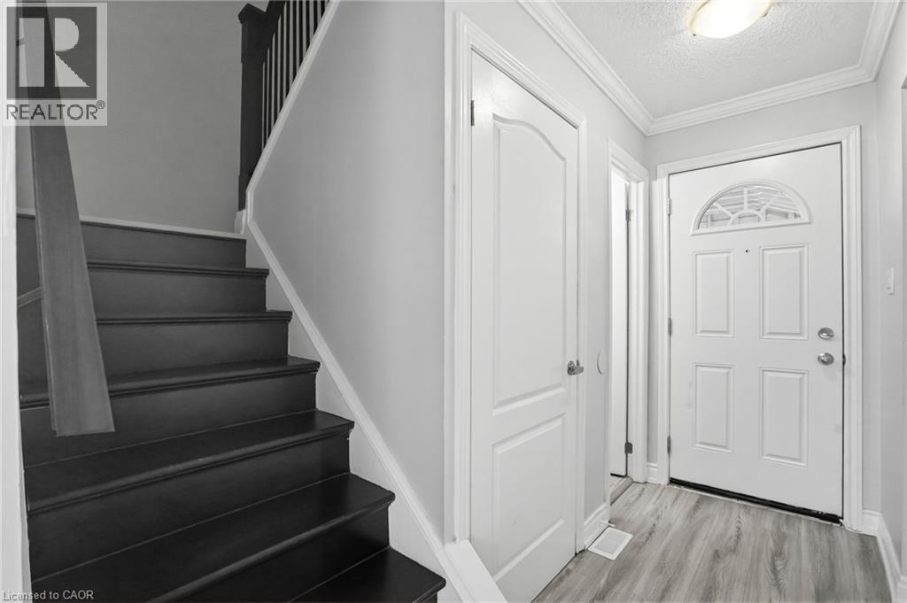 125 Limeridge Road W Unit# 8, Hamilton, Ontario  L9C 2V3 - Photo 20 - 40811077