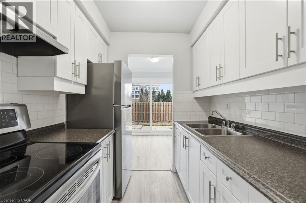 125 Limeridge Road W Unit# 8, Hamilton, Ontario  L9C 2V3 - Photo 9 - 40811077