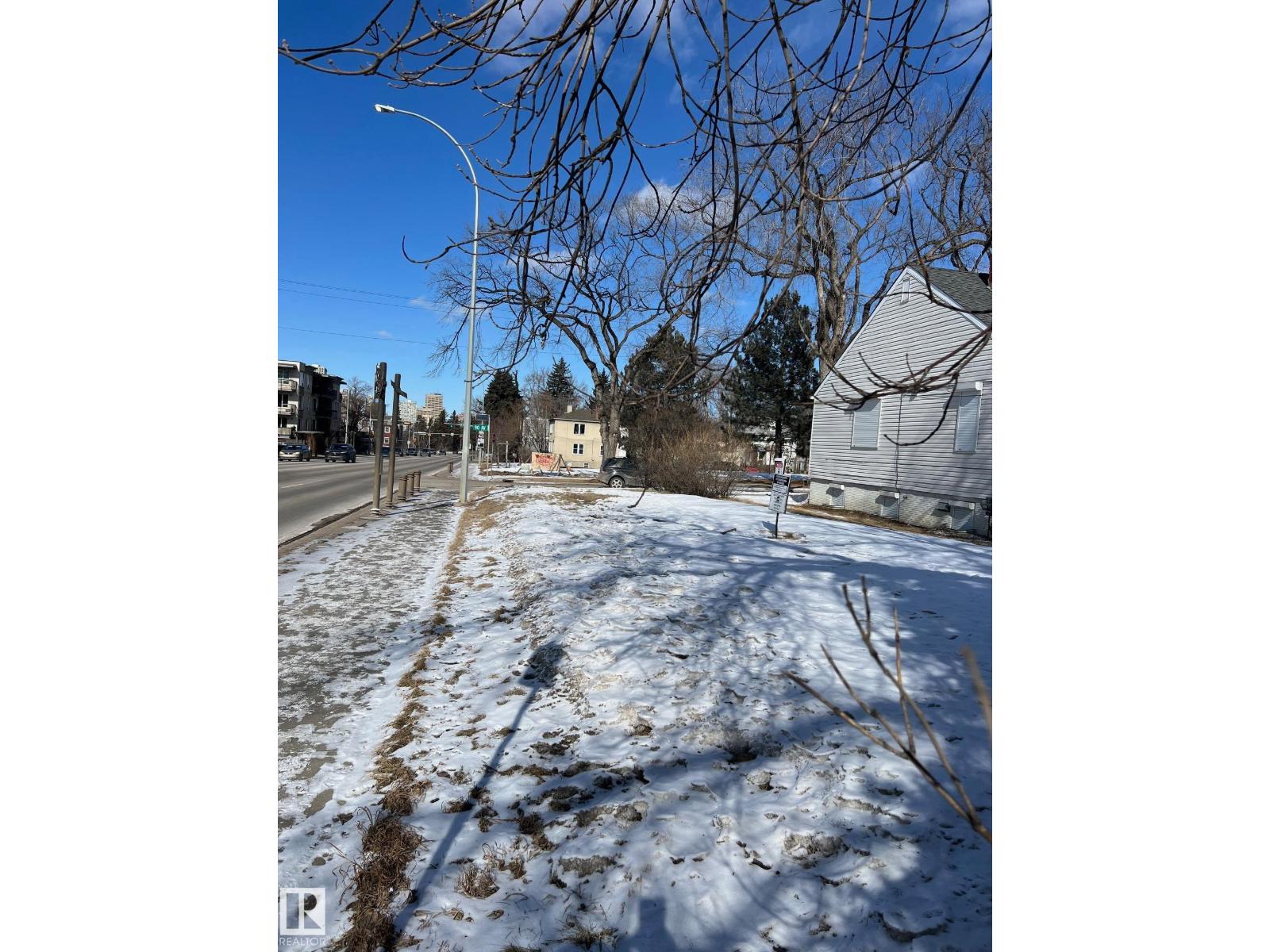 8915 99 St Nw, Edmonton, Alberta  T6E 2T2 - Photo 5 - E4477410