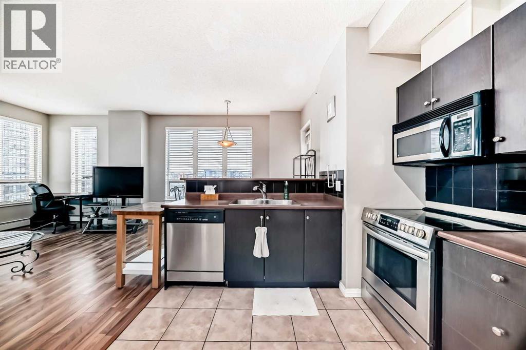 1115, 1053 10 Street Sw, Calgary, Alberta  T2R 1S6 - Photo 2 - A2284435