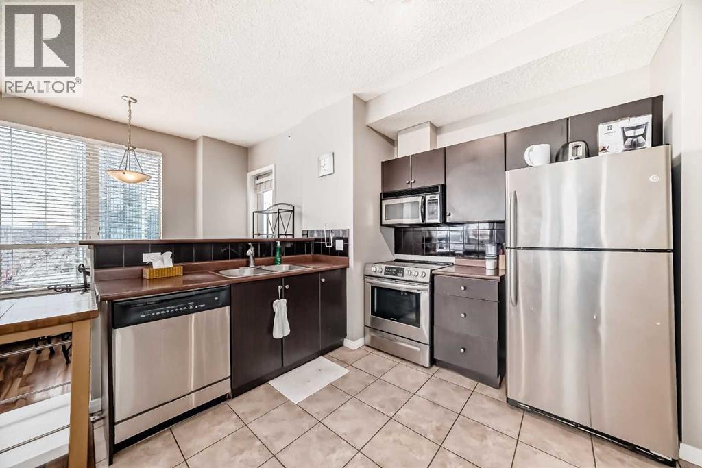 1115, 1053 10 Street Sw, Calgary, Alberta  T2R 1S6 - Photo 3 - A2284435