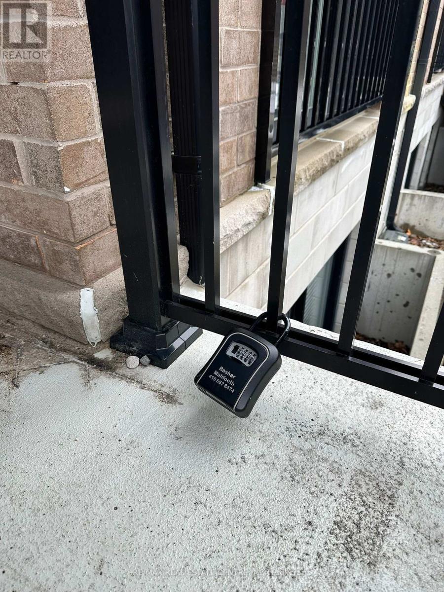 107 - 1210 Main Street E, Milton (De Dempsey), Ontario  L9T 9K8 - Photo 3 - W12888814