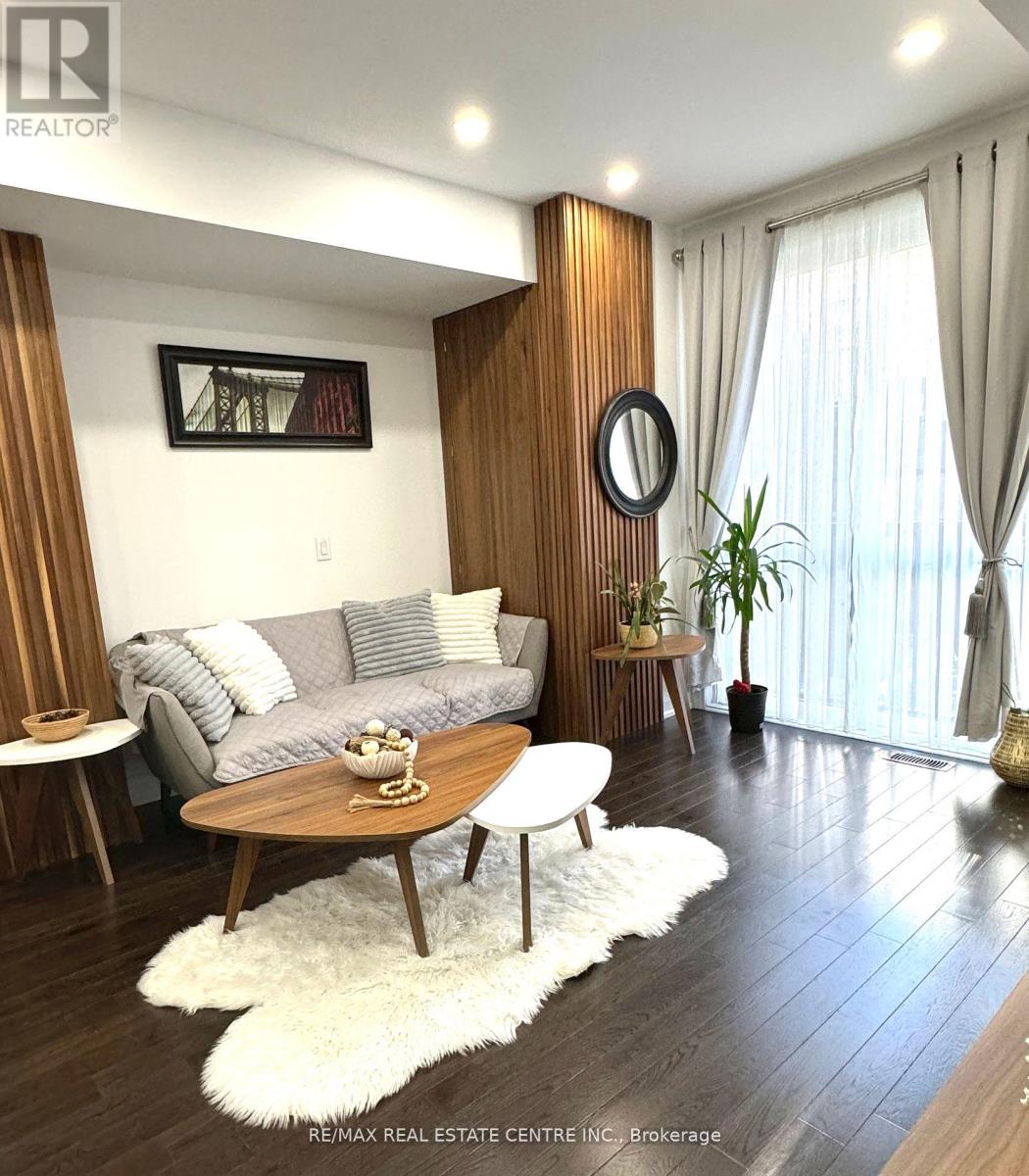 107 - 1210 Main Street E, Milton (De Dempsey), Ontario  L9T 9K8 - Photo 5 - W12888814