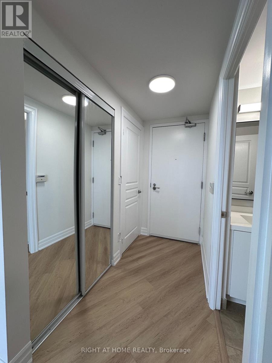 2707 - 2240 Lakeshore Boulevard W, Toronto, Ontario  M8V 0B1 - Photo 8 - W12888840