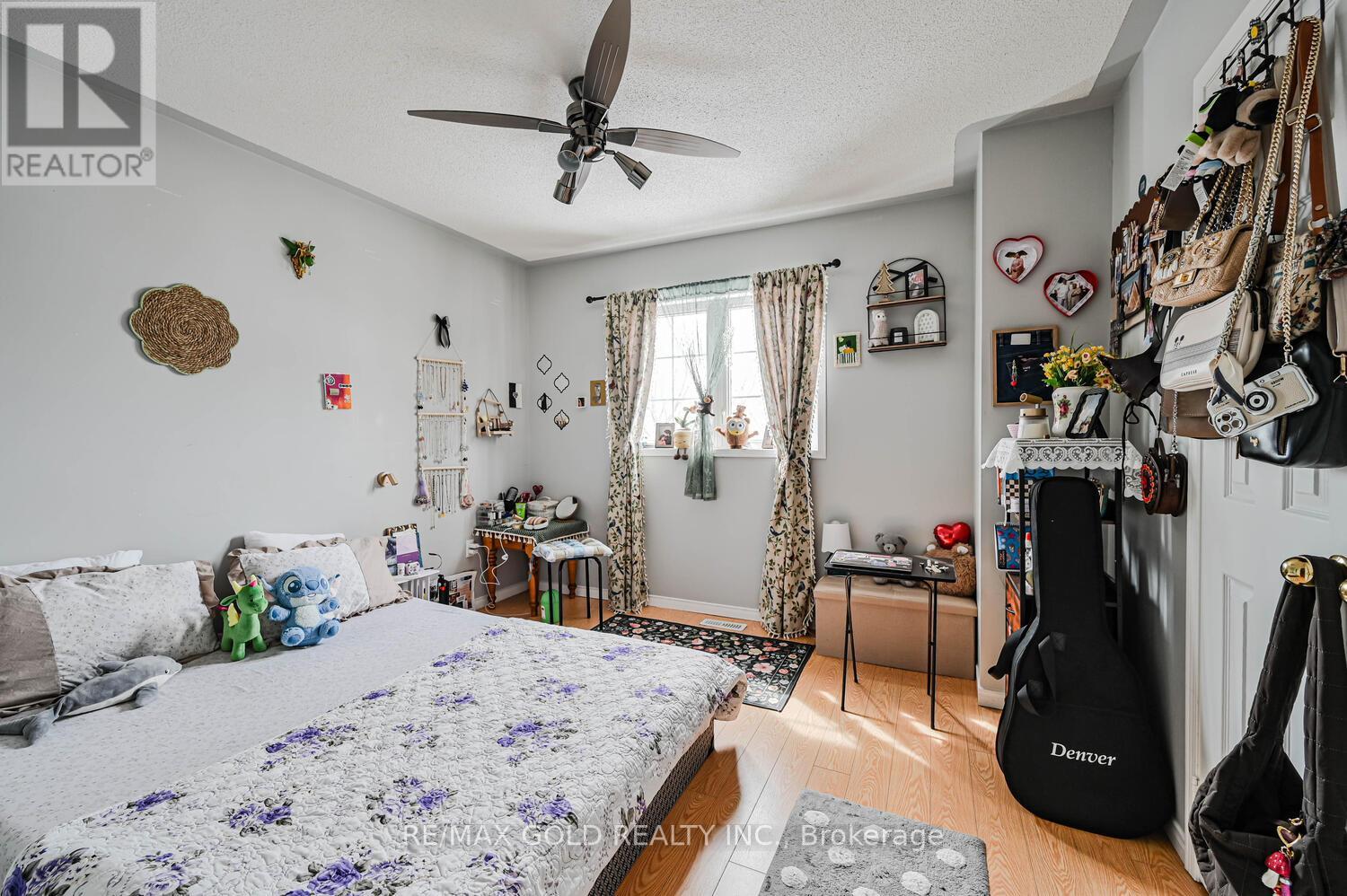 24 Seaside Circle, Brampton (Sandringham-Wellington), Ontario  L6R 2G7 - Photo 27 - W12888882