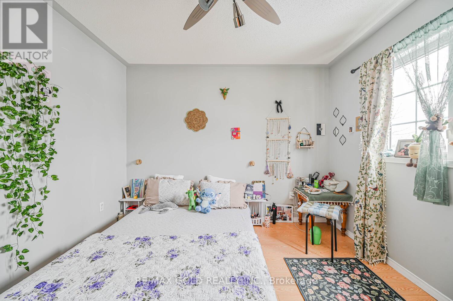 24 Seaside Circle, Brampton (Sandringham-Wellington), Ontario  L6R 2G7 - Photo 29 - W12888882