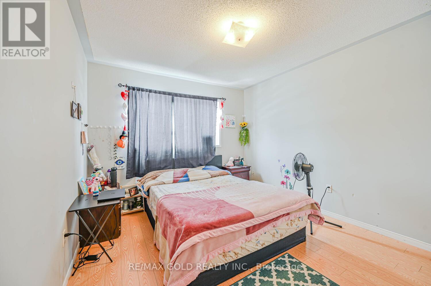 24 Seaside Circle, Brampton (Sandringham-Wellington), Ontario  L6R 2G7 - Photo 30 - W12888882