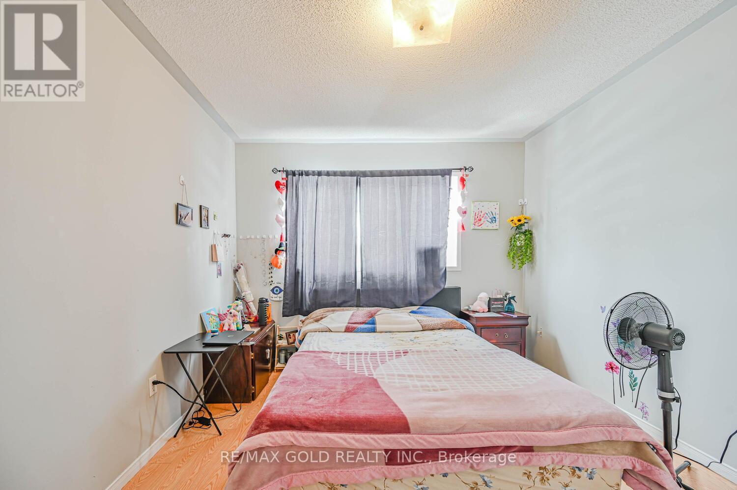 24 Seaside Circle, Brampton (Sandringham-Wellington), Ontario  L6R 2G7 - Photo 31 - W12888882