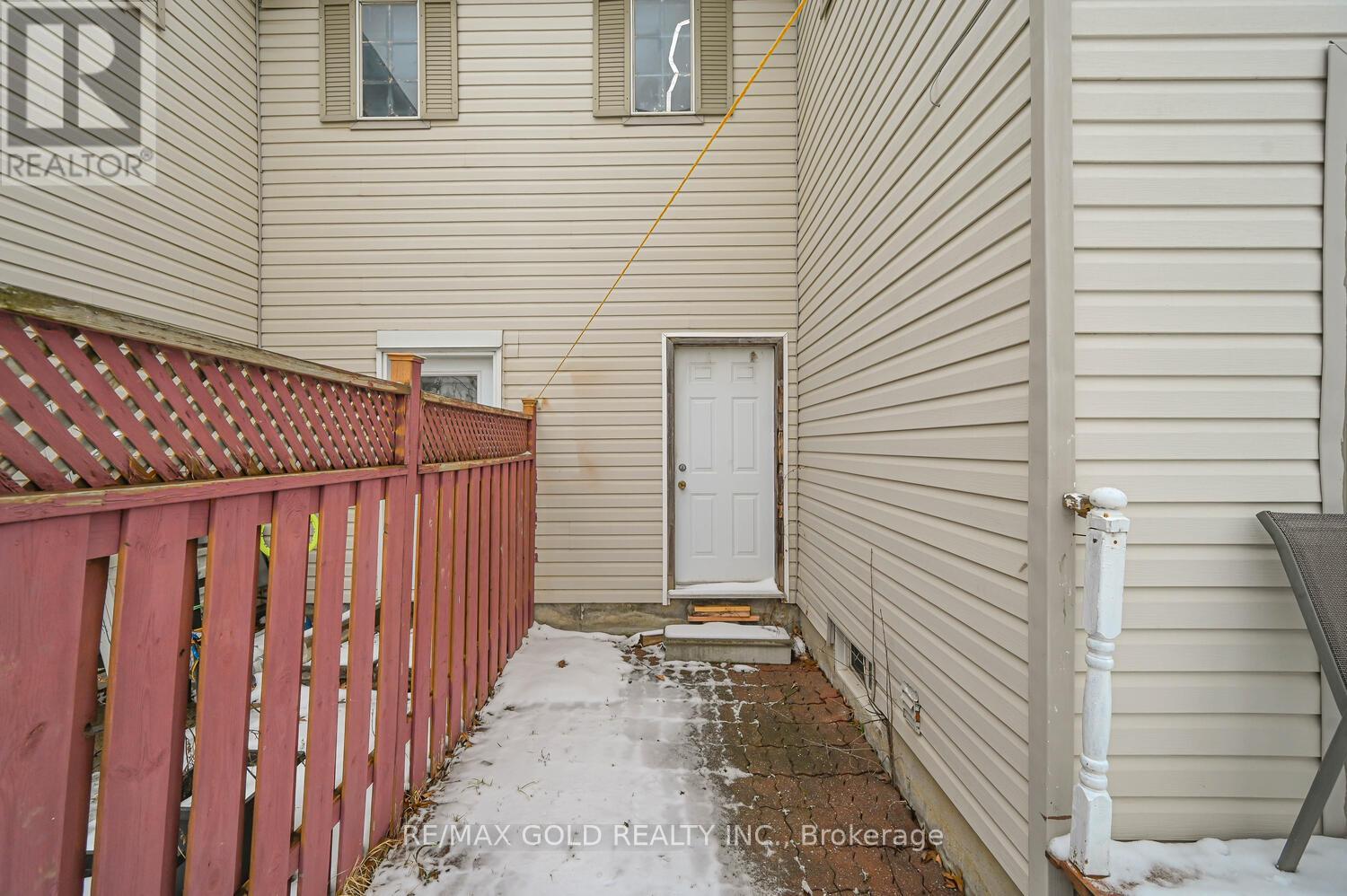 24 Seaside Circle, Brampton (Sandringham-Wellington), Ontario  L6R 2G7 - Photo 44 - W12888882