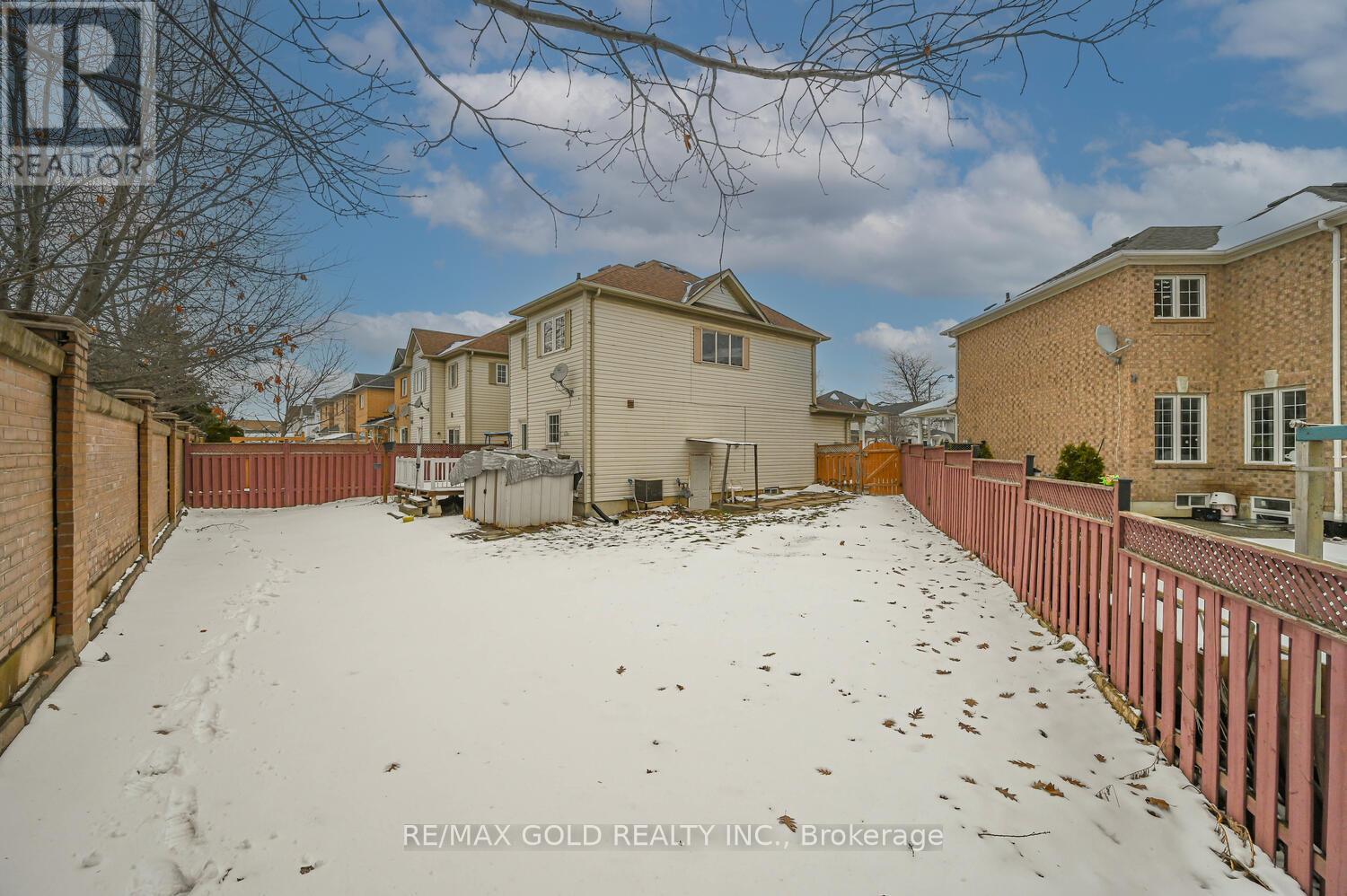 24 Seaside Circle, Brampton (Sandringham-Wellington), Ontario  L6R 2G7 - Photo 47 - W12888882