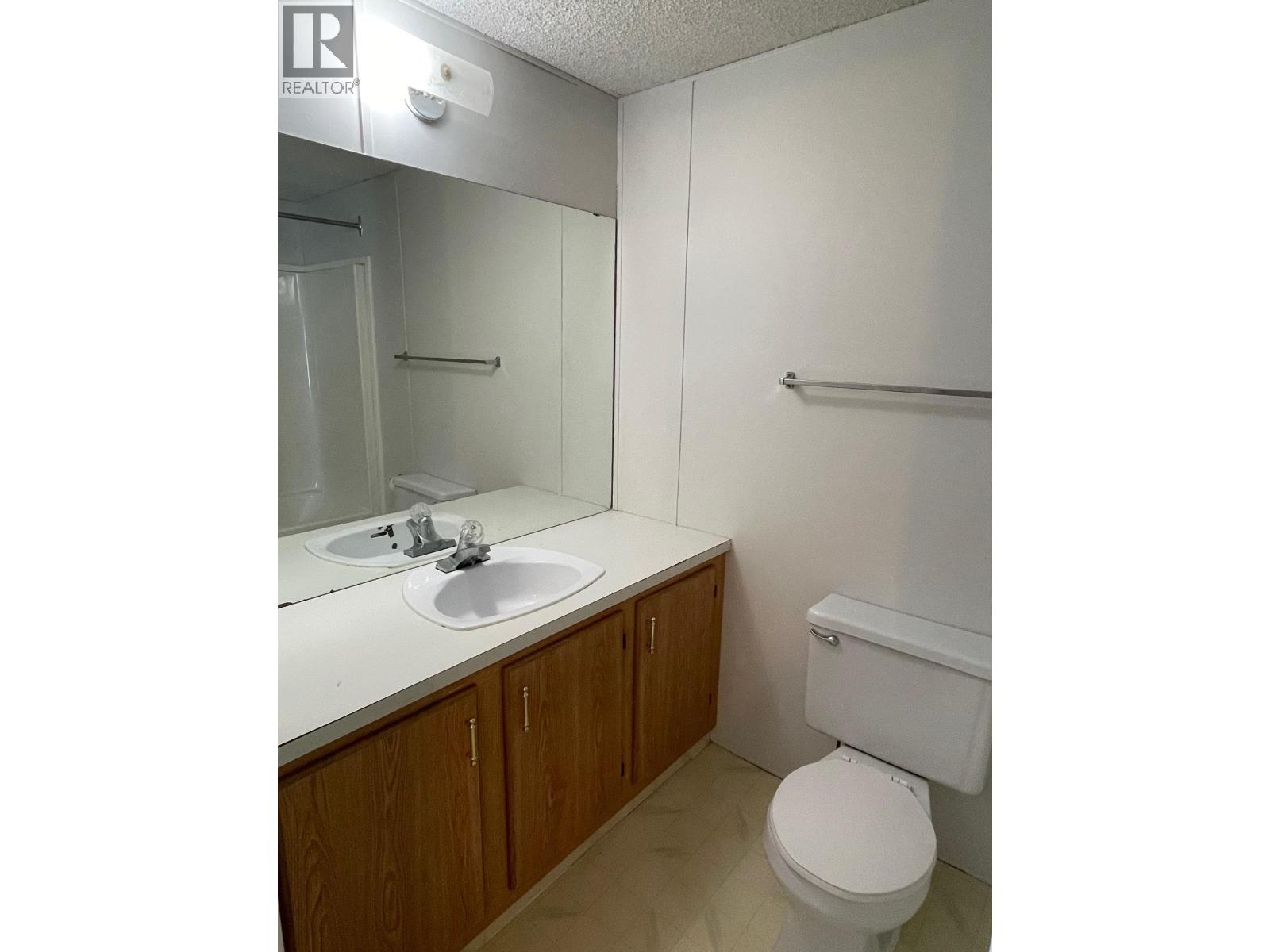 5256 42 Street, Fort Nelson, British Columbia  V0C 1R0 - Photo 11 - R3097097