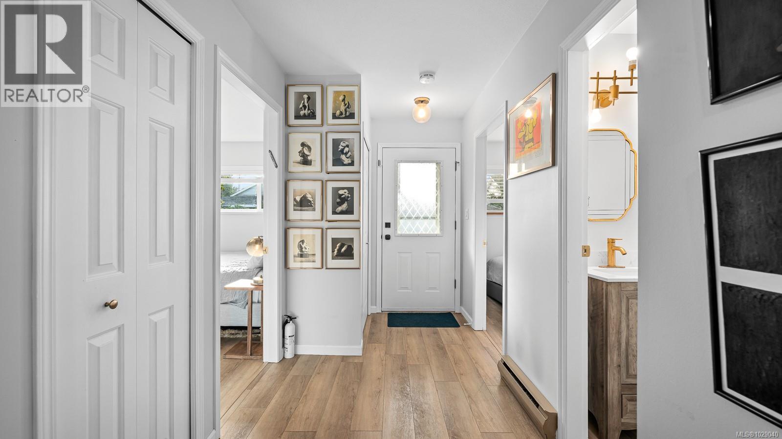 660 25th St, Courtenay, British Columbia  V9N 8J3 - Photo 7 - 1029040