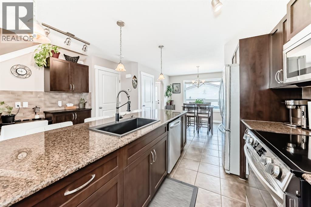 36 Panora Way Nw, Calgary, Alberta  T3K 0R3 - Photo 8 - A2291941