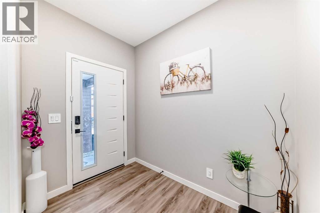 1337 Chinook Gate Green Sw, Airdrie, Alberta  T4B 5J1 - Photo 3 - A2292831