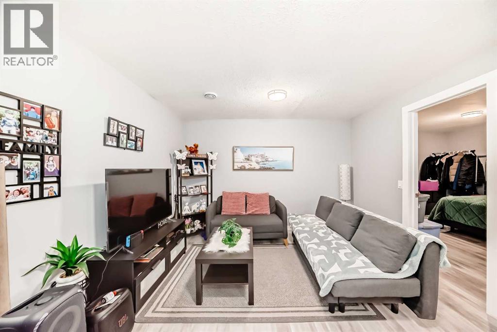 1337 Chinook Gate Green Sw, Airdrie, Alberta  T4B 5J1 - Photo 37 - A2292831