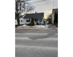 61 ADELAIDE STREET S, Kawartha Lakes, Ontario