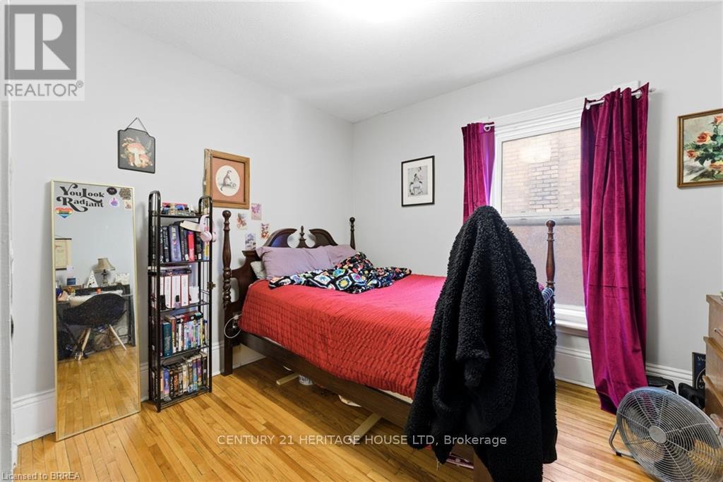 174-176 Darling Street, Brantford, Ontario  N3S 3W6 - Photo 27 - X12888842