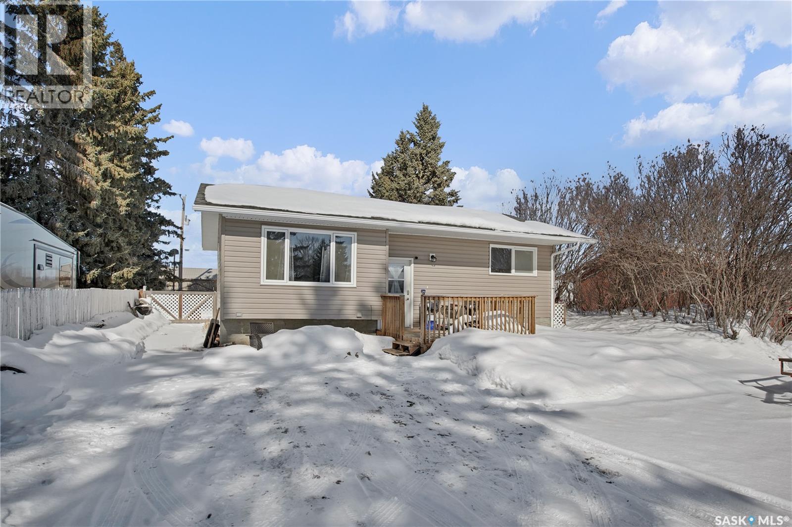 212 1st Street N, Laird, Saskatchewan  S0K 2H0 - Photo 1 - SK030408